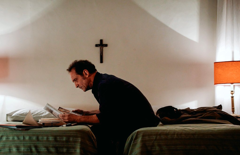 Photo from the movie The Apparition