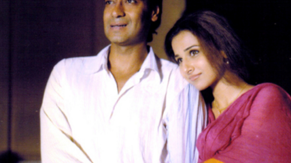 Photo from the movie Halla Bol