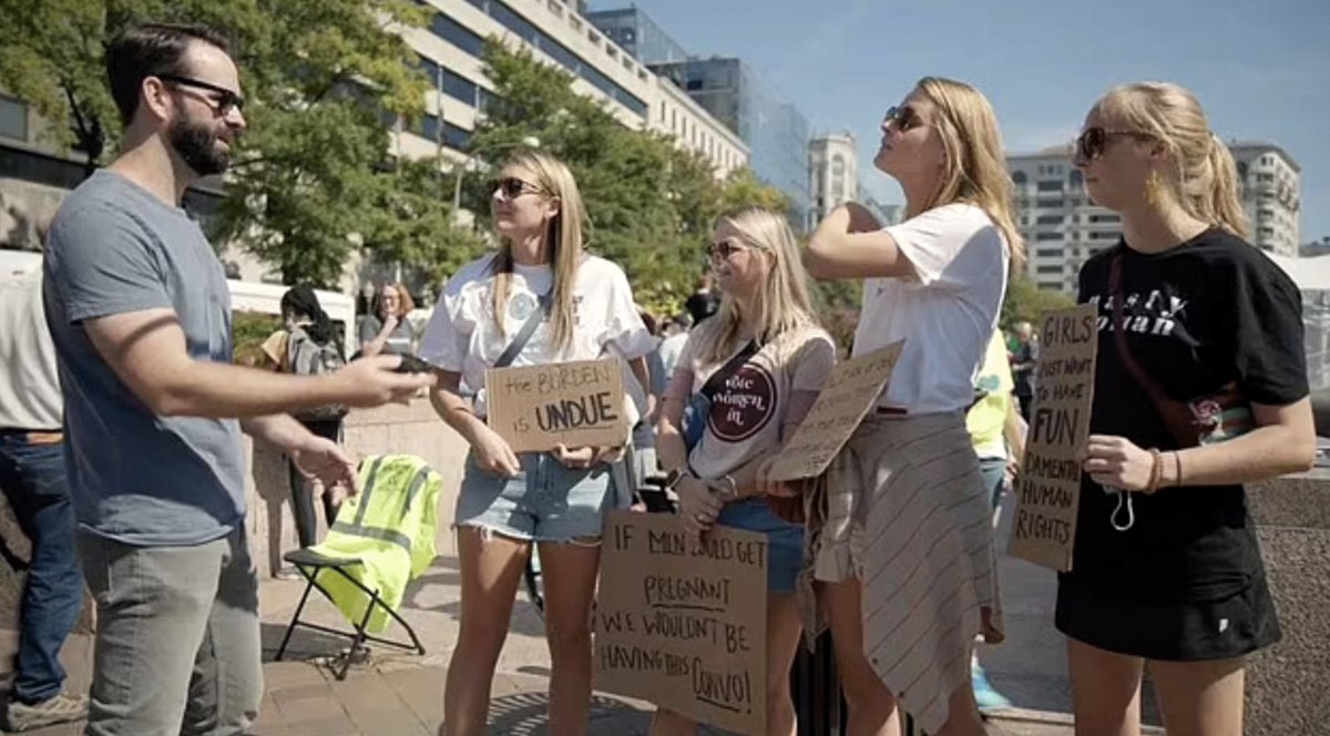 Photo du film What Is a Woman?