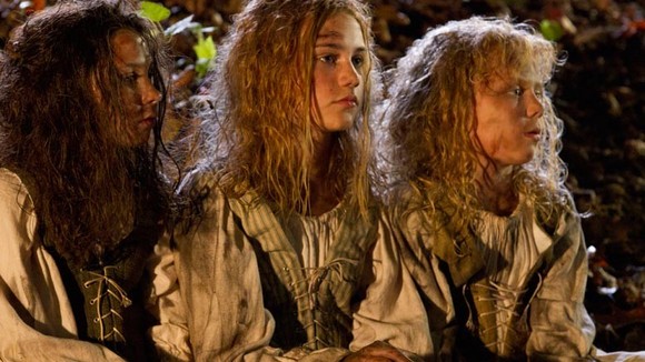 Photo du film Alone Yet Not Alone