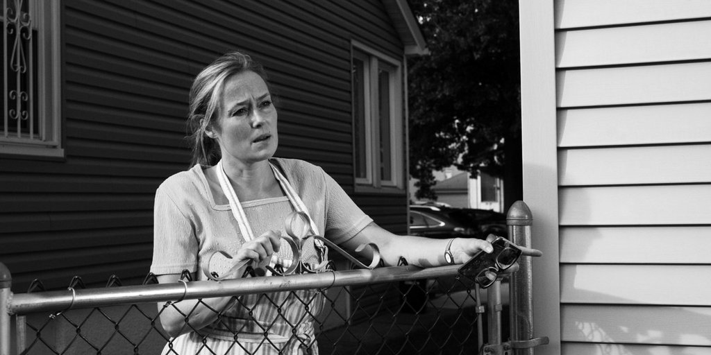 Photo du film Beneath the Blue Suburban Skies