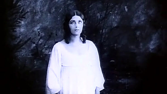 Photo du film The Cabinet of Dr. Caligari