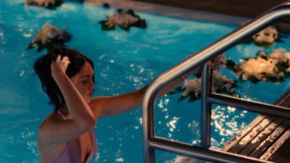 Photo from the movie How to Lose Friends & Alienate People