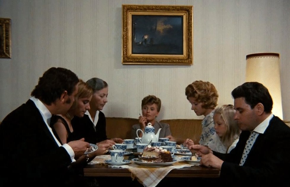 Photo from the movie The Merchant of Four Seasons