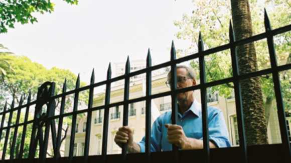 Photo du film A Promise to the Dead: The Exile Journey of Ariel Dorfman