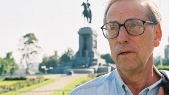 Photo du film A Promise to the Dead: The Exile Journey of Ariel Dorfman