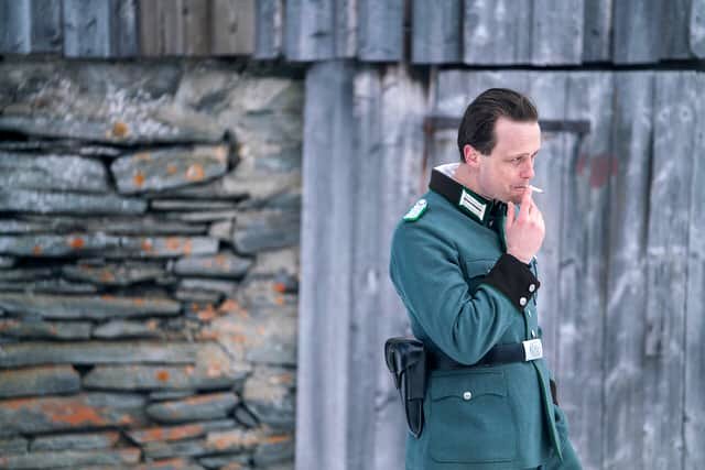 Photo from the movie The Birdcatcher