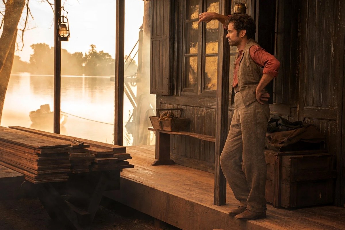 Photo from the movie Eiffel in Love