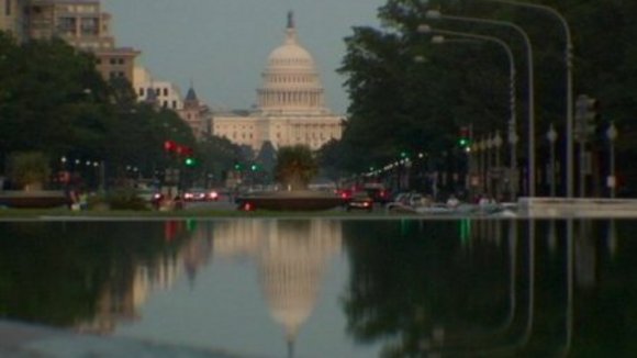 Photo du film I.O.U.S.A.