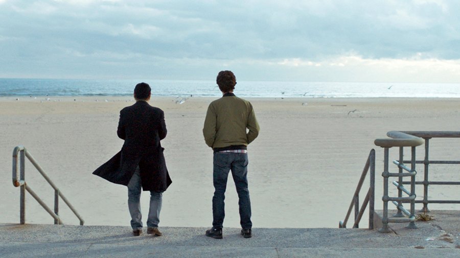 Photo from the movie Standing Up, Falling Down