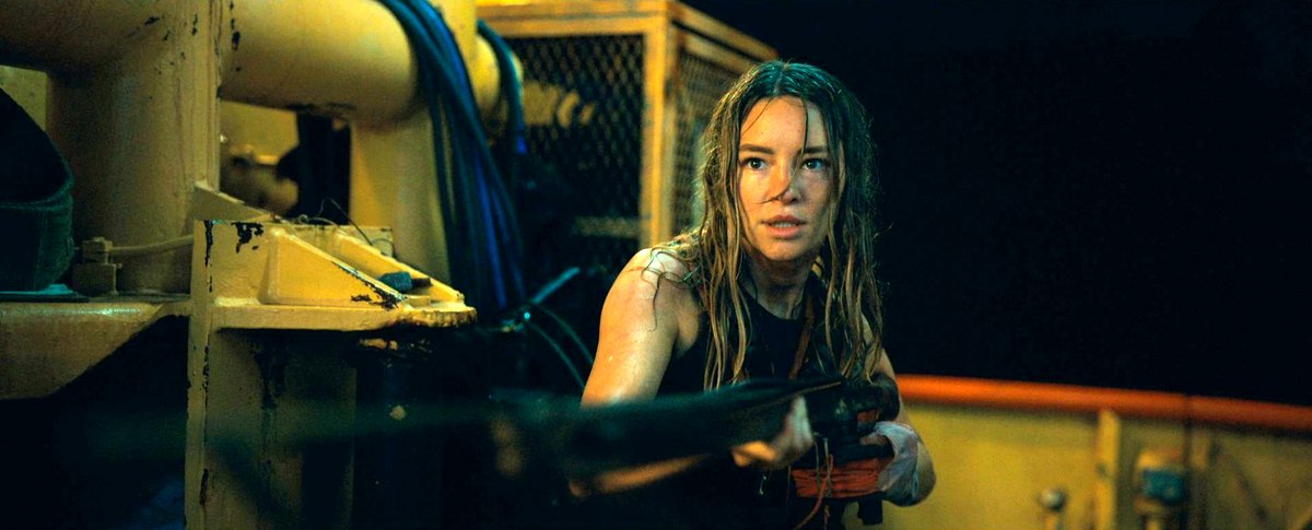 Photo from the movie Dangerous Animals