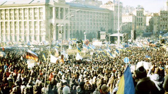 Photo du film Dar donya ye to saat chand ast?