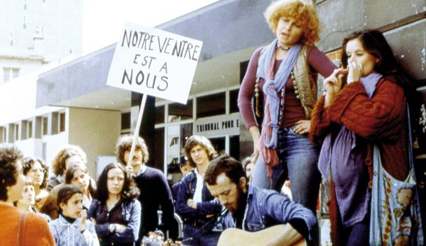 Photo from the movie One Sings, the Other Doesn't