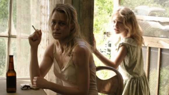 Photo from the movie Hounddog