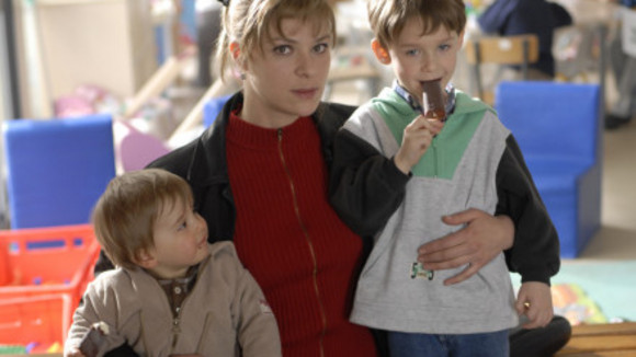 Photo from the movie I'm Glad that My Mother Is Alive