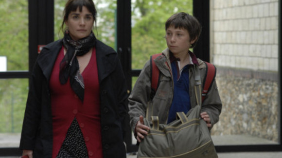 Photo from the movie I'm Glad that My Mother Is Alive