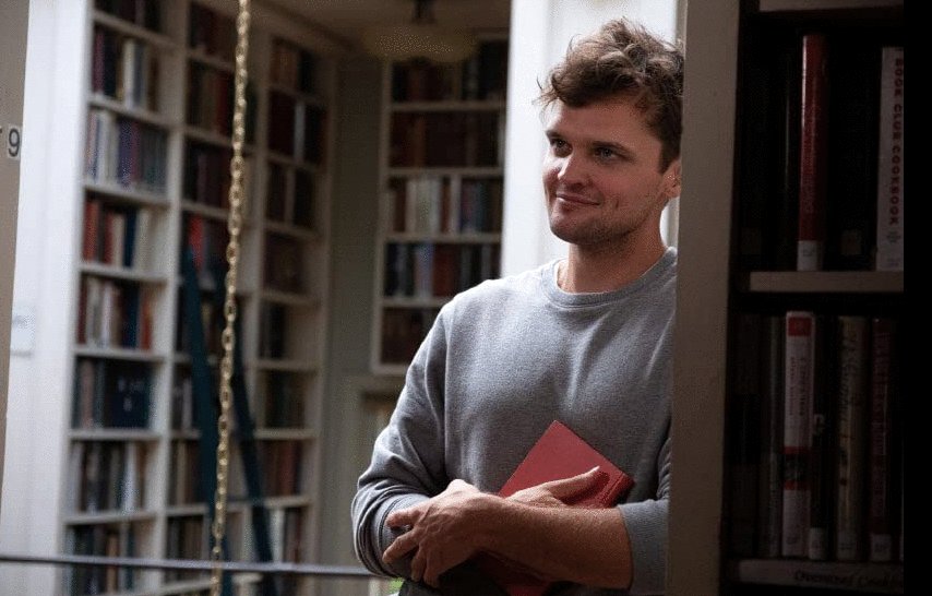 Photo from the movie Out of the Blue