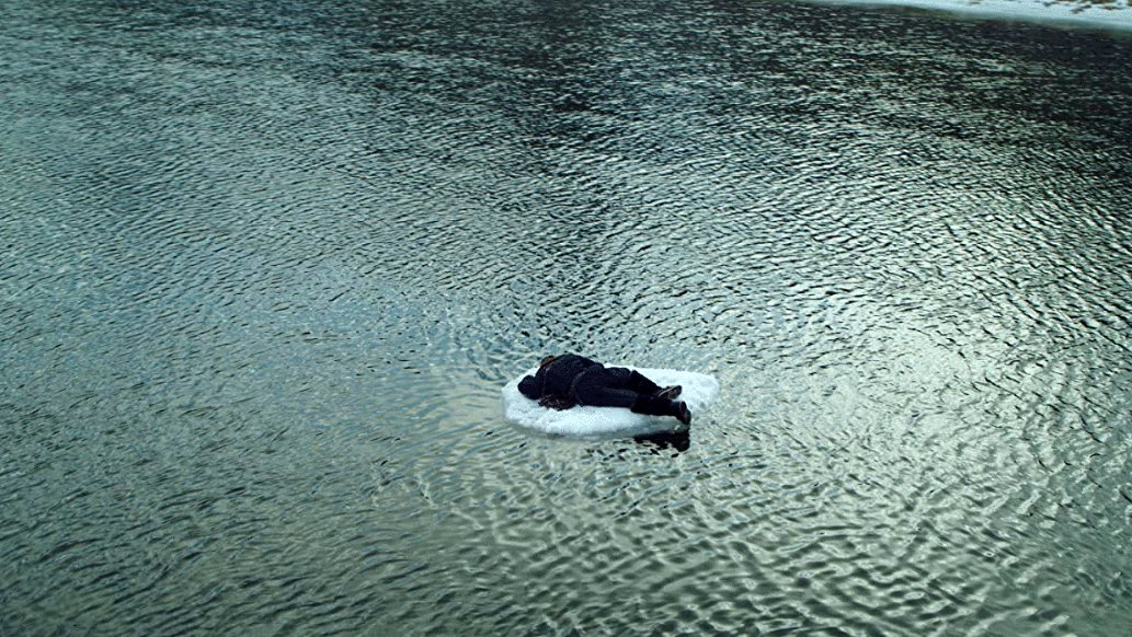 Photo from the movie The Pilot. A Battle for Survival