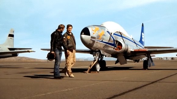 Photo from the movie Red Sky