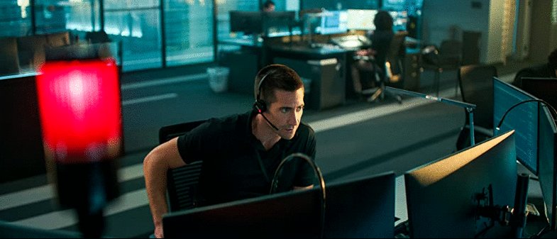 Photo from the movie The Guilty