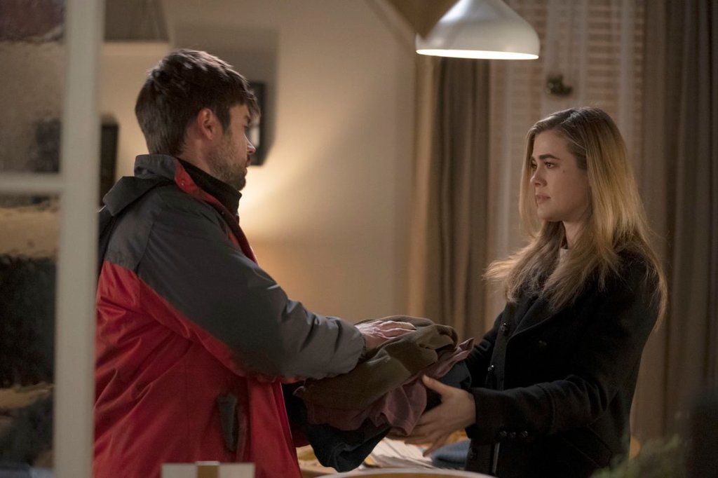 Photo from the movie Manifest