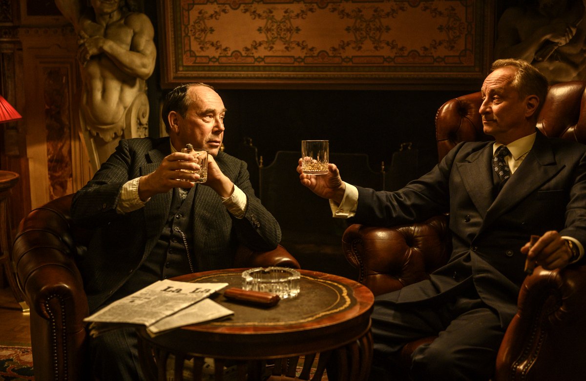 Photo from the movie The Colors of Fire