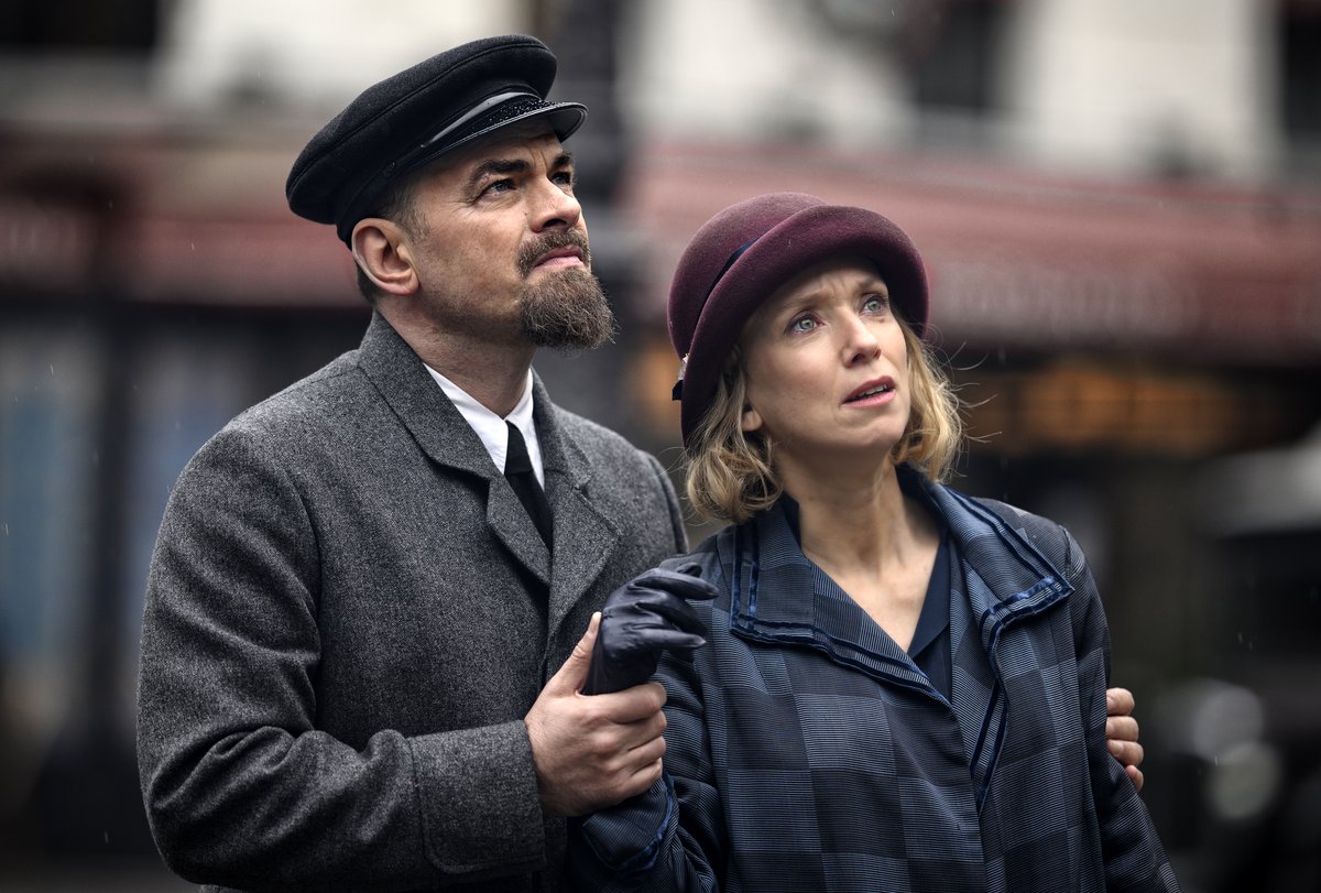 Photo from the movie The Colors of Fire