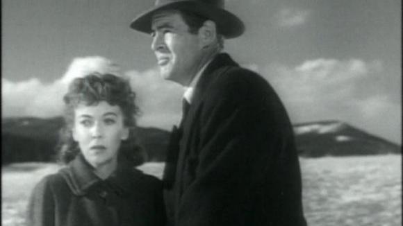 Photo du film On Dangerous Ground