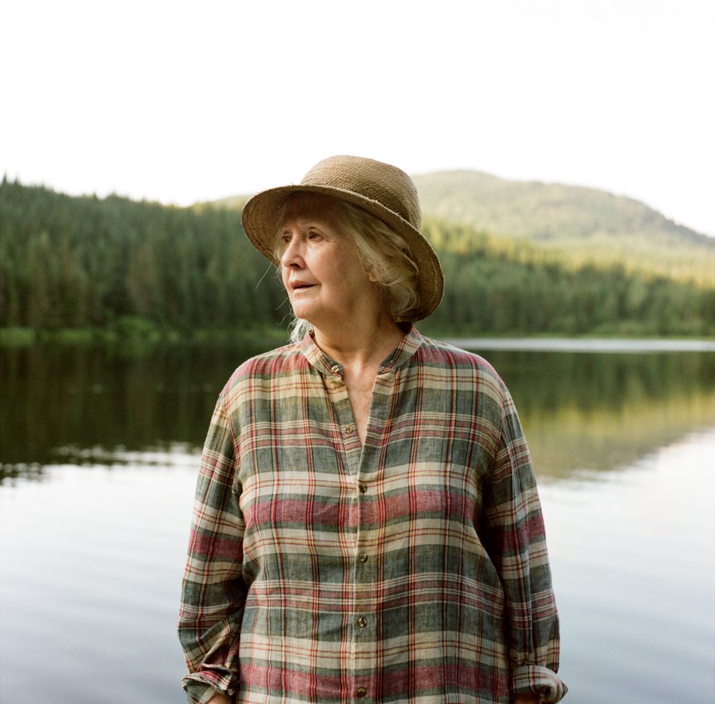 Photo from the movie And the Birds Rained Down