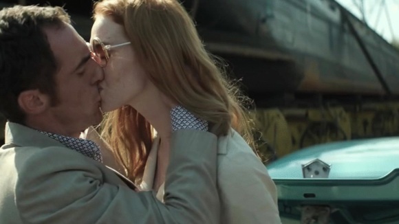 Photo from the movie The Lady in the Car with Glasses and a Gun