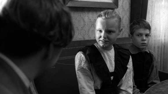 Photo du film Le Ruban blanc