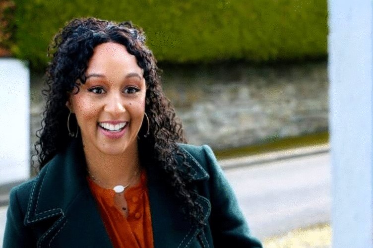 Photo du film Haunted Harmony Mysteries: Murder in G Major