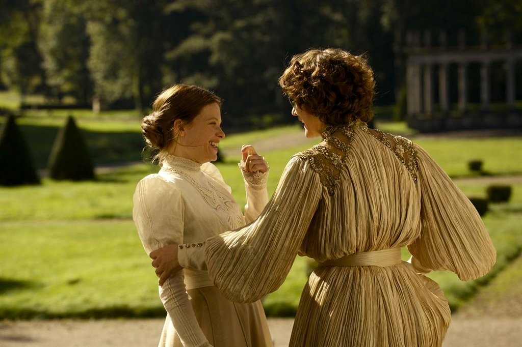 Photo from the movie The Dancer