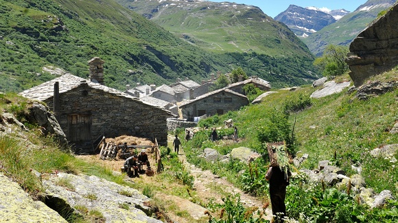 Photo from the movie Belle and Sebastian