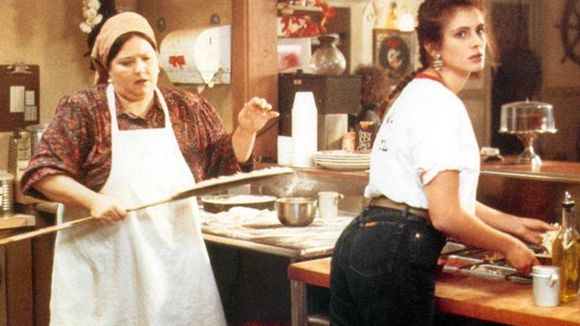 Photo from the movie Mystic Pizza