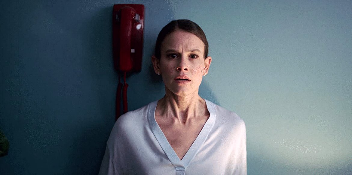 Photo from the movie Smile