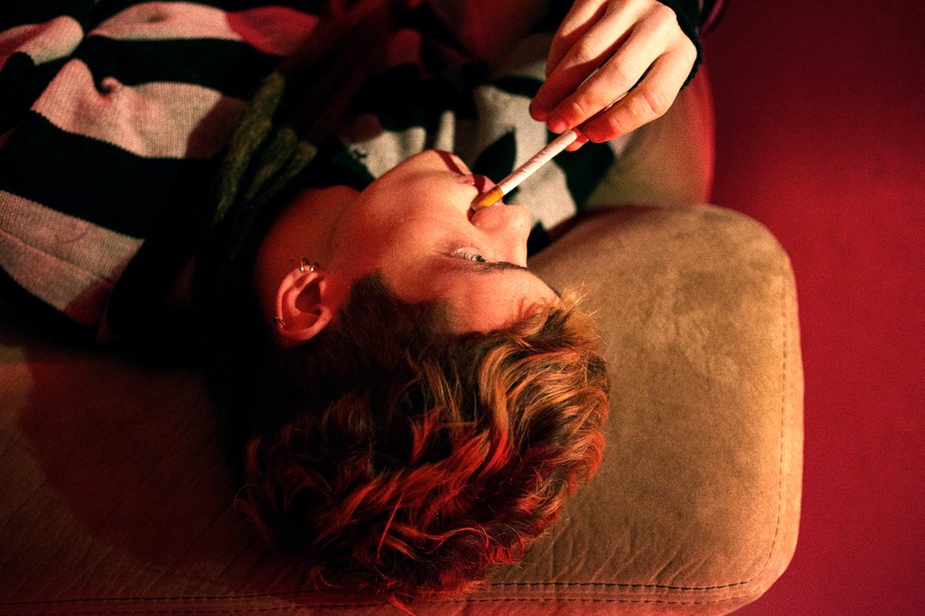 Photo from the movie When Love Digs A Hole