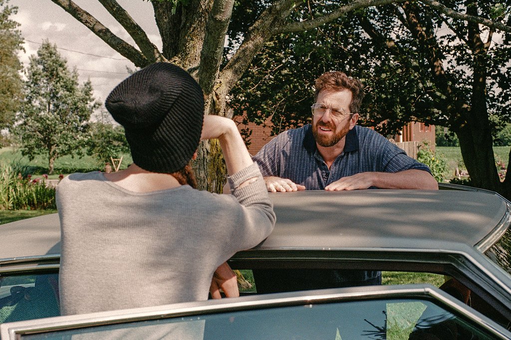 Photo from the movie When Love Digs A Hole