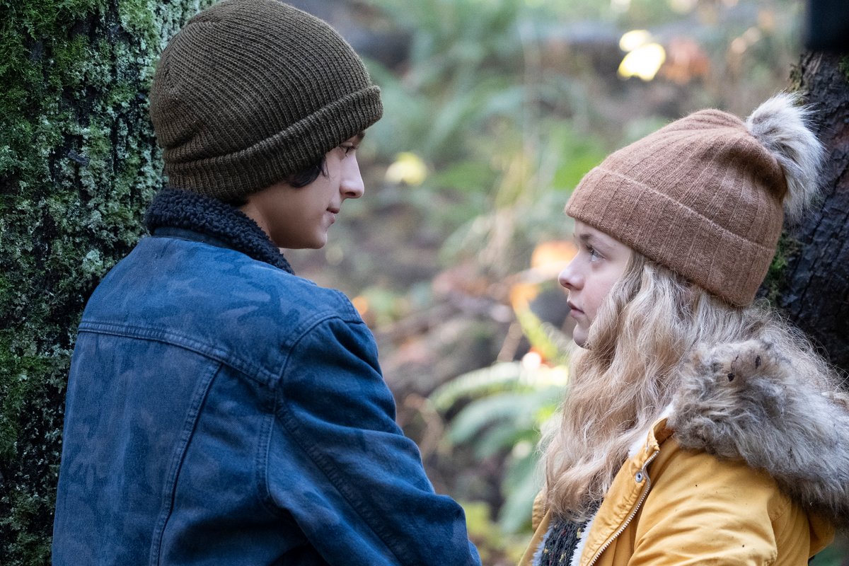 Photo du film Home Before Dark