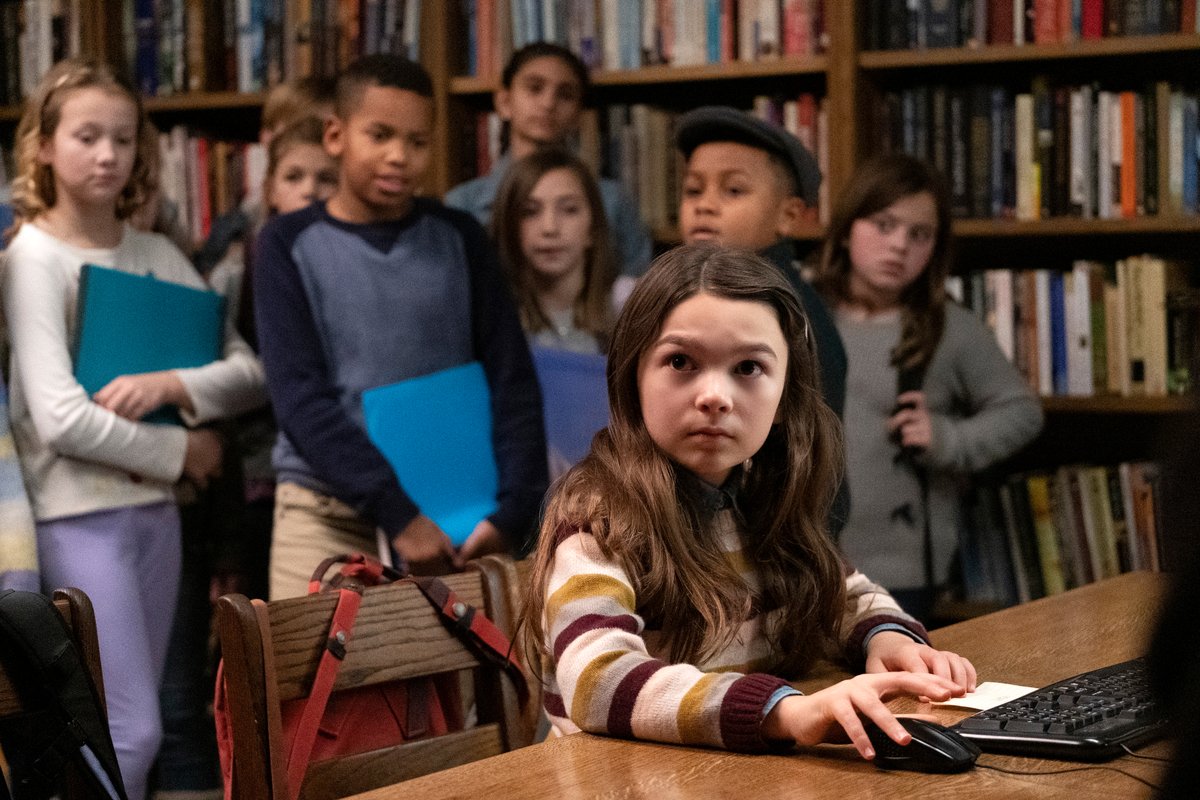 Photo du film Home Before Dark