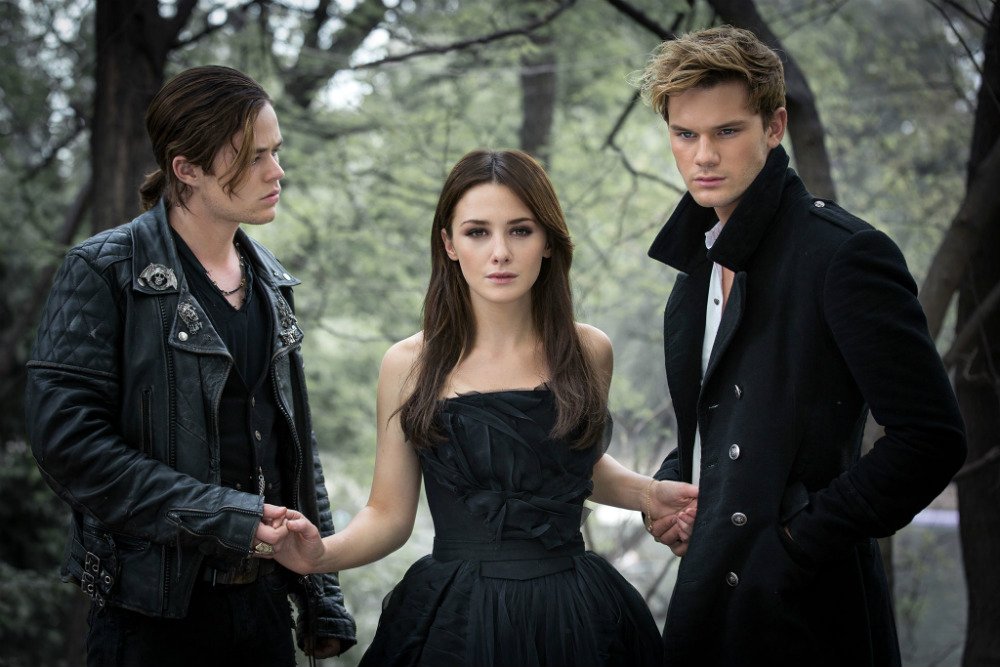 Photo from the movie Fallen