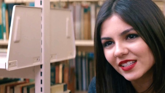 Photo from the movie Naomi and Ely's No Kiss List