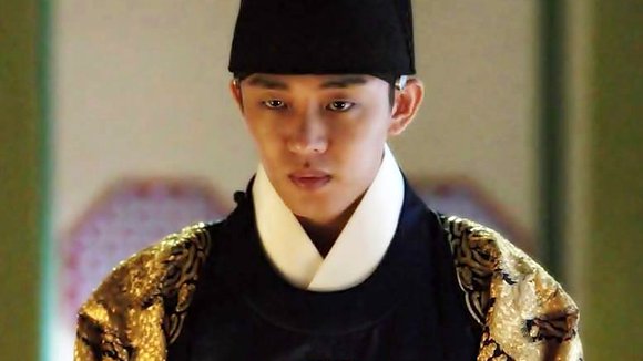 Photo from the movie The Throne