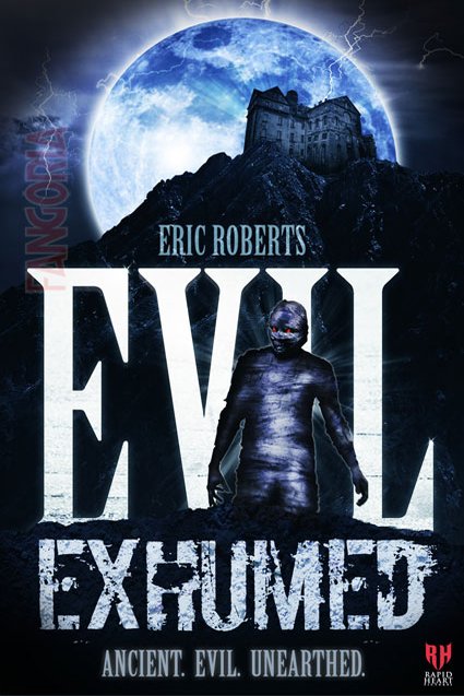 L'affiche du film Evil Exhumed