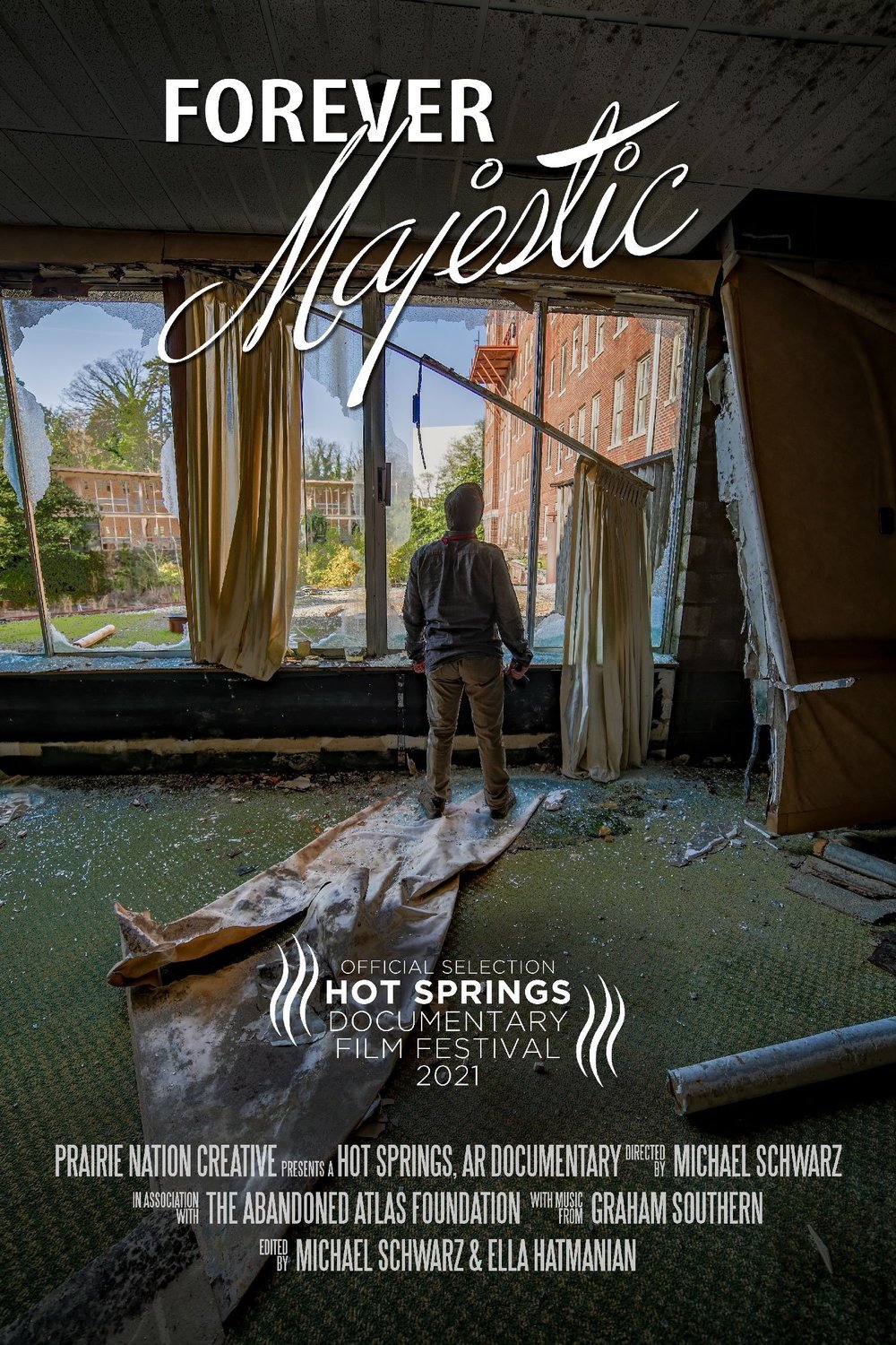 L'affiche du film Forever Majestic